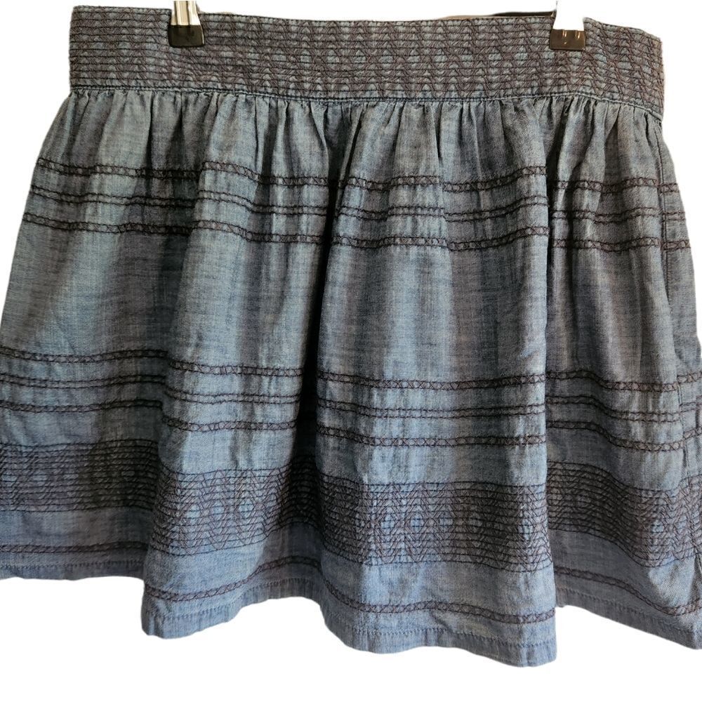 American Eagle Blue Tiered Mini Skirt Size 8‎